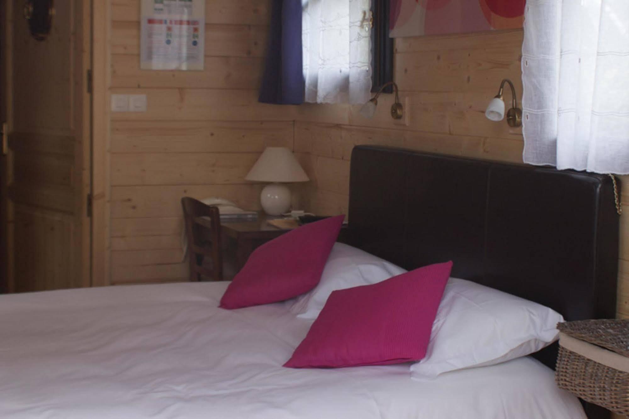 Vitrac  Auberge La Tomette, The Originals Relais מראה חיצוני תמונה