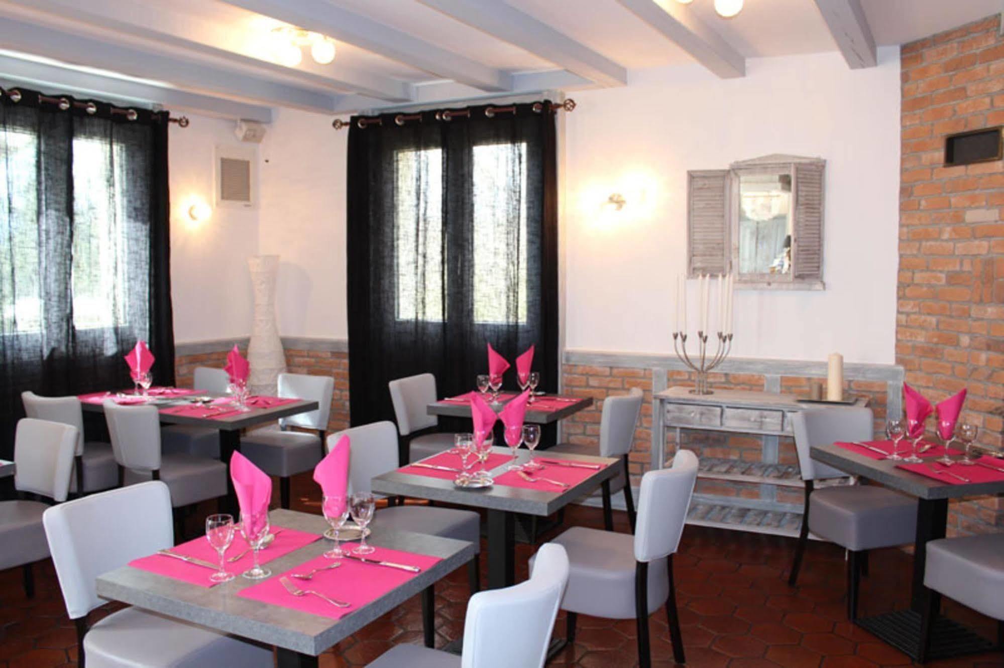 Vitrac  Auberge La Tomette, The Originals Relais מראה חיצוני תמונה