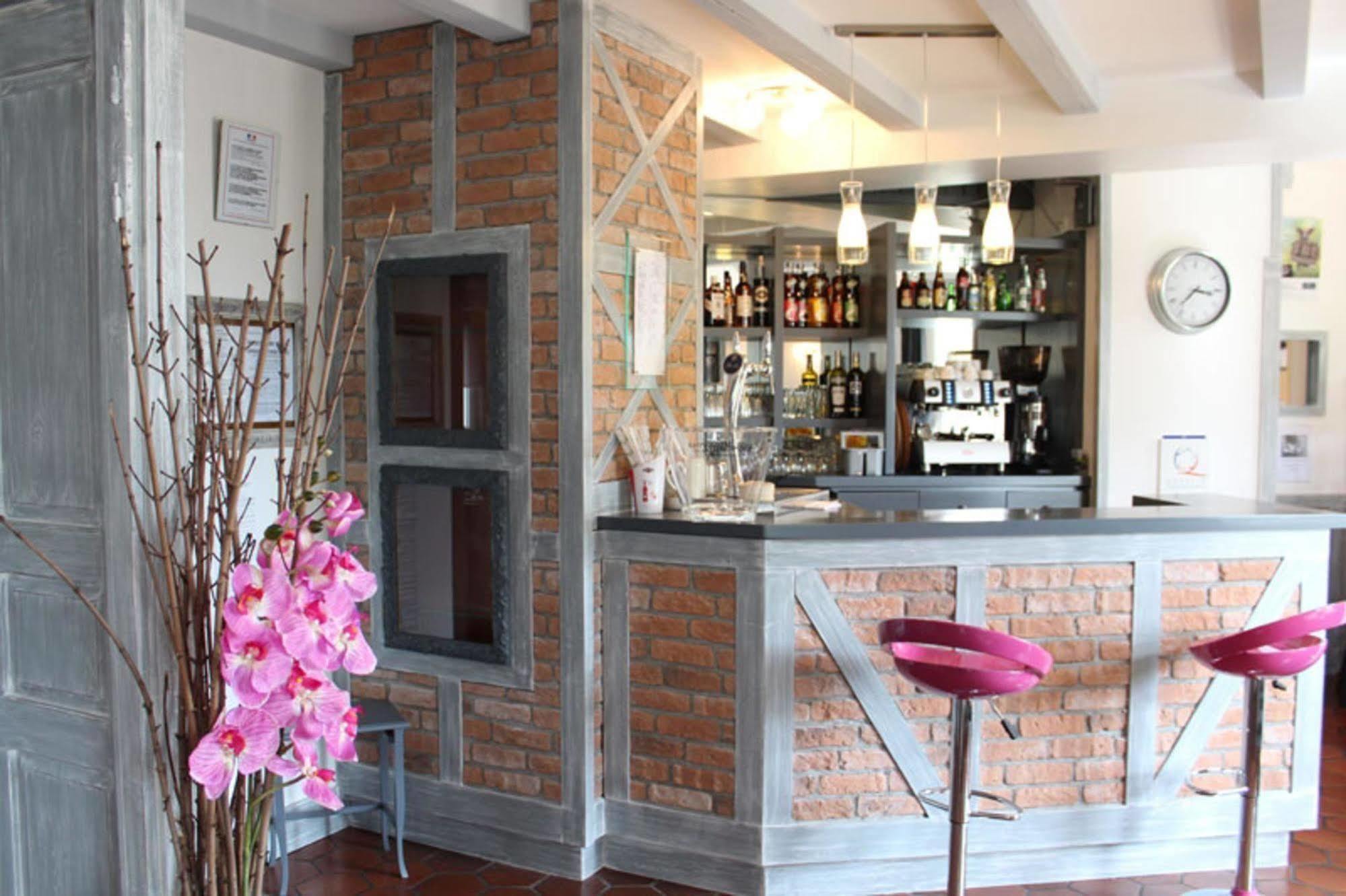 Vitrac  Auberge La Tomette, The Originals Relais מראה חיצוני תמונה
